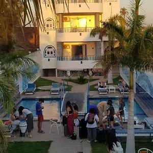 https://moon-valley-apartments.hotels-luxor-egypt.com