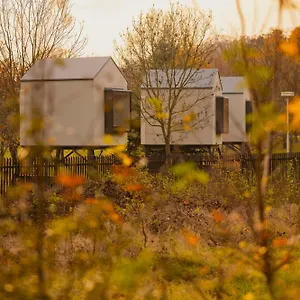 https://camping-dzban.praguehotelsweb.com