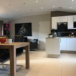 https://bungalow-chaleureux-idealement-situe-a-beaufort.luxembourghotelsguide.com